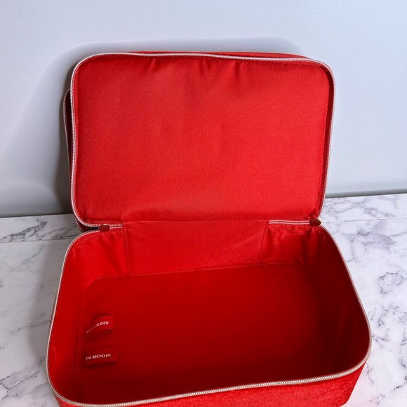 Estée Lauder velvet gift bag/makeup case - Picture 6 of 6